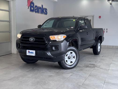 2022 Toyota Tacoma SR