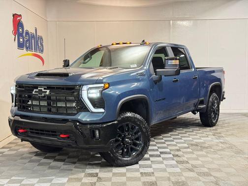 Lakeshore Blue 2026 Chevrolet Silverado 2500 LT