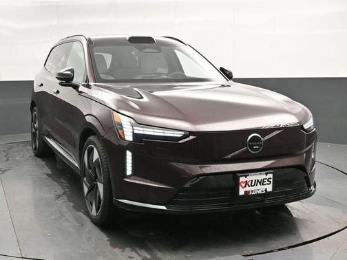 2025 Volvo EX90 Twin Motor Performance Ultra 6-Seater