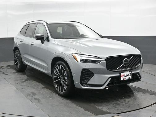Gray Metallic 2026 Volvo XC60 B5 Ultra