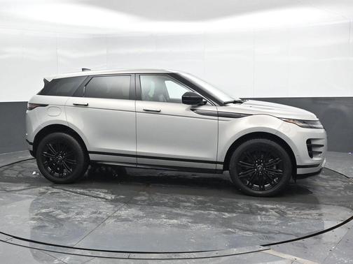 2024 Land Rover Range Rover Evoque Dynamic SE