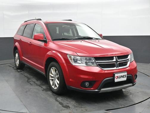 Bright Red Clearcoat 2013 Dodge Journey SXT