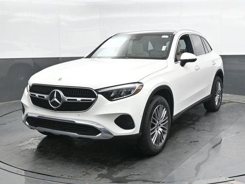 Polar White 2026 Mercedes-Benz GLC 300 Base 4MATIC