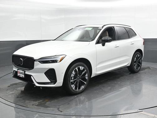 2026 Volvo XC60 B5 Plus
