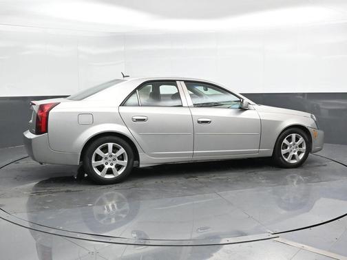 2005 Cadillac CTS Base