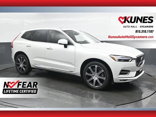 Crystal White Metallic 2020 Volvo XC60 T6 Inscription