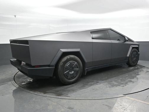 2025 Tesla Cybertruck Base