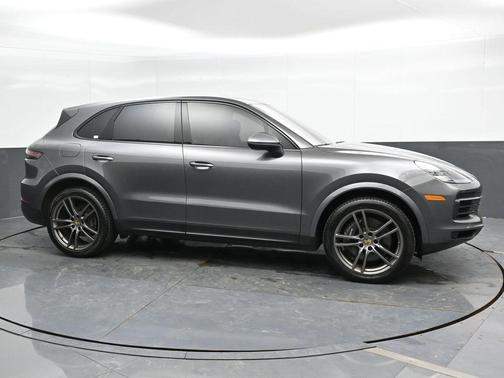 2021 Porsche Cayenne Base