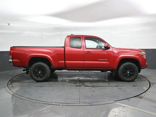 2016 Toyota Tacoma SR5