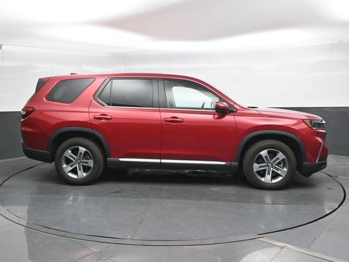 Radiant Red Metallic II 2024 Honda Pilot EX-L