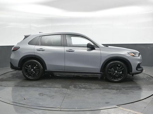 Crystal Black Pearl 2026 Honda HR-V Sport