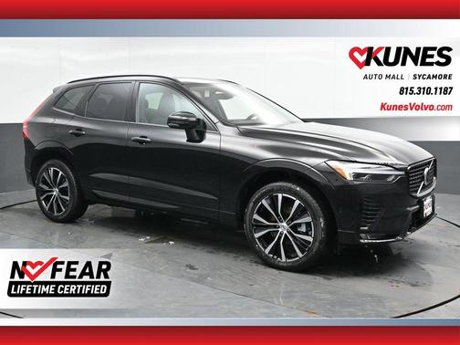 Onyx Black Metallic 2025 Volvo XC60 B5 Plus