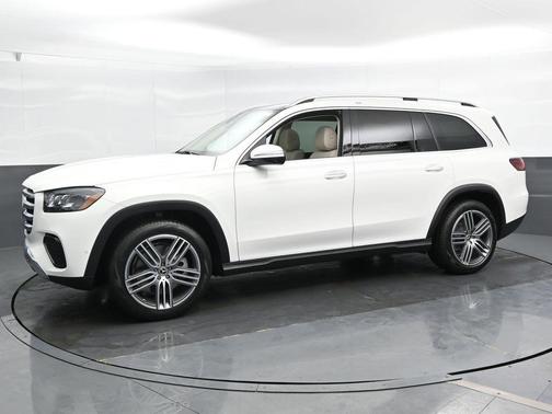 2025 Mercedes-Benz GLS 450 4MATIC