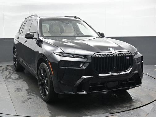 2025 BMW X7 M60i