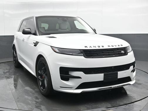 Fuji White 2024 Land Rover Range Rover Sport Dynamic SE