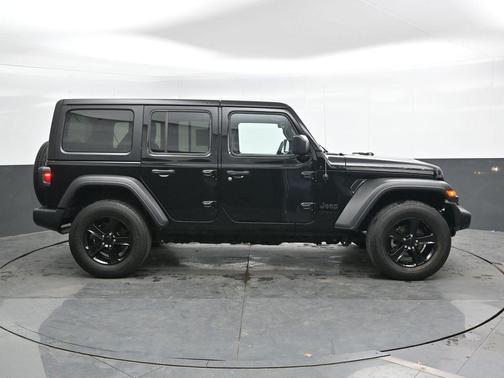 Black Clearcoat 2023 Jeep Wrangler Sport