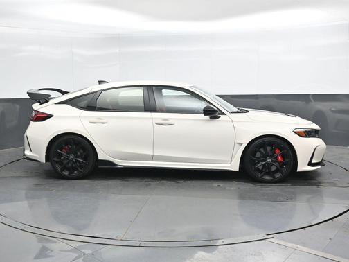 Championship White 2023 Honda Civic Type R Base