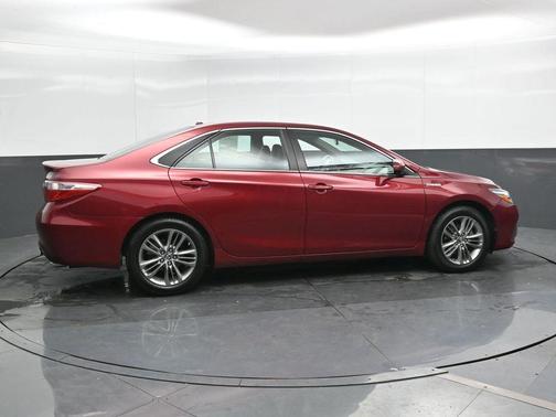 2015 Toyota Camry Hybrid SE