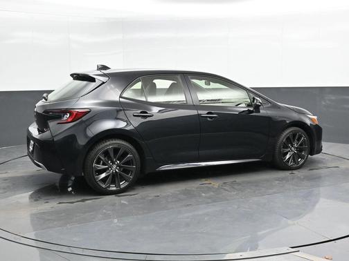2023 Toyota Corolla Hatchback XSE
