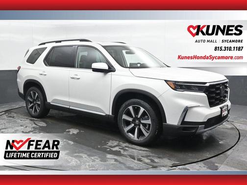 2025 Honda Pilot Touring