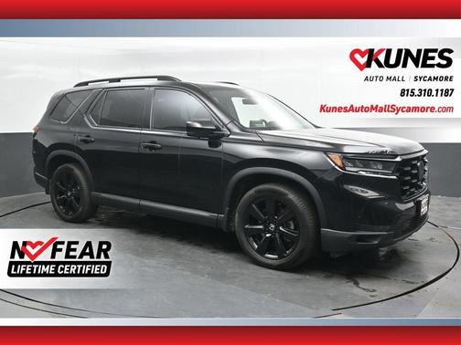 Crystal Black Pearl 2023 Honda Pilot Elite