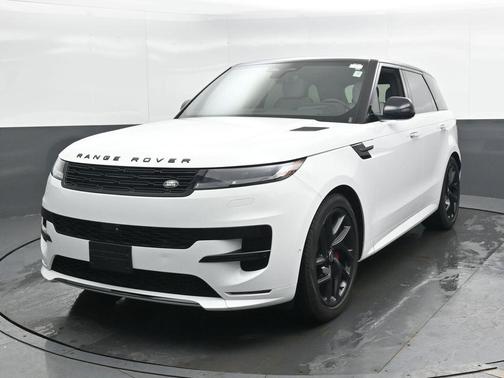 Fuji White 2024 Land Rover Range Rover Sport Dynamic SE