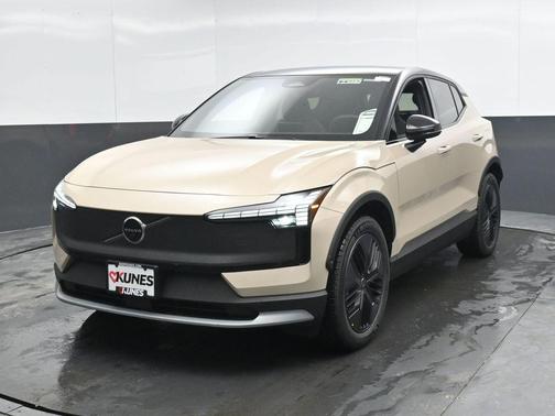 2026 Volvo EX30 TWIN MOTOR CROSS COUNTRY ULTRA