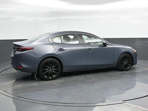 2023 Mazda Mazda3 2.5 S Carbon Edition
