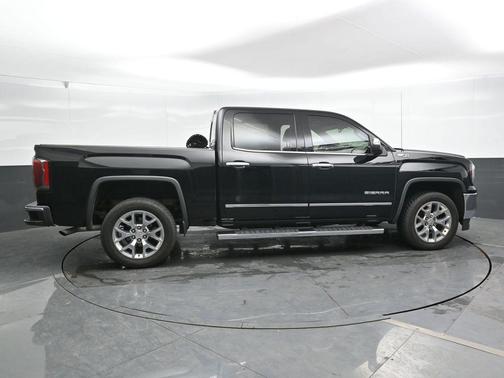 Onyx Black 2017 GMC Sierra 1500 SLT