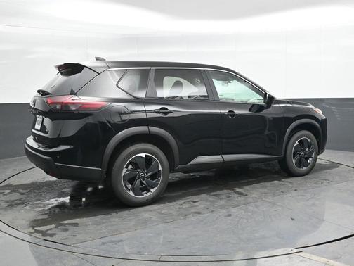 Super Black 2025 Nissan Rogue SV