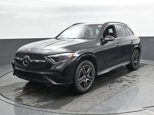 2026 Mercedes-Benz GLC 300 Base 4MATIC