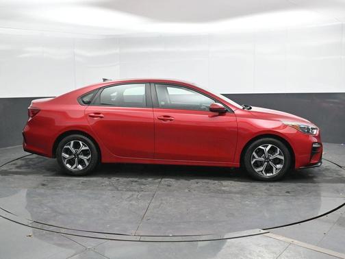 Currant Red 2019 Kia Forte LXS