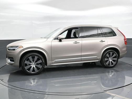 2025 Volvo XC90 B6 Ultra