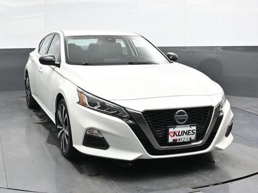 2021 Nissan Altima 2.5 SR