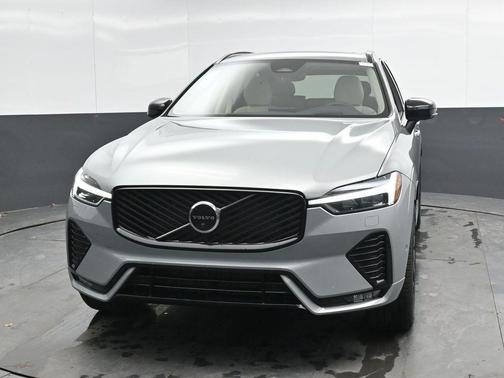 Gray Metallic 2026 Volvo XC60 B5 Ultra