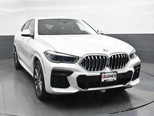 2022 BMW X6 xDrive40i