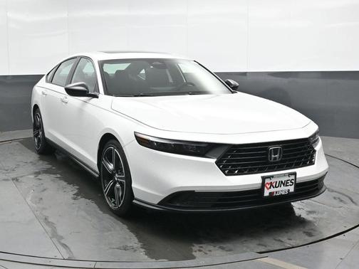Platinum White Pearl 2026 Honda Accord Hybrid Sport