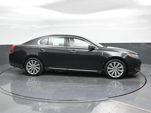 2013 Lincoln MKS Base