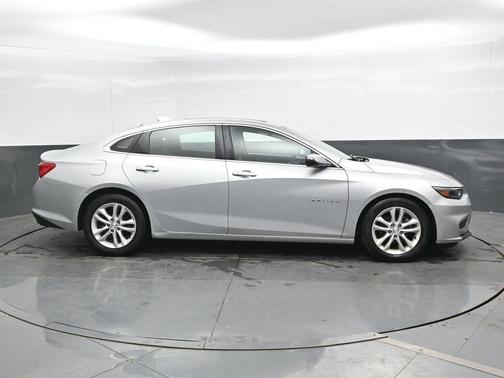 Silver Ice Metallic 2017 Chevrolet Malibu Hybrid