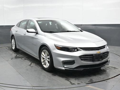 Silver Ice Metallic 2017 Chevrolet Malibu Hybrid