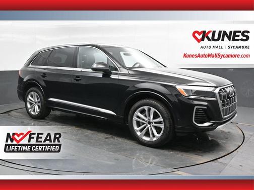 2025 Audi Q7 55 Premium Plus