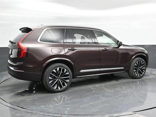 2025 Volvo XC90 Plug-In Hybrid T8 Ultra 6-Seater