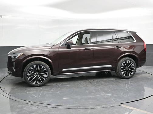 2025 Volvo XC90 Plug-In Hybrid T8 Ultra 6-Seater