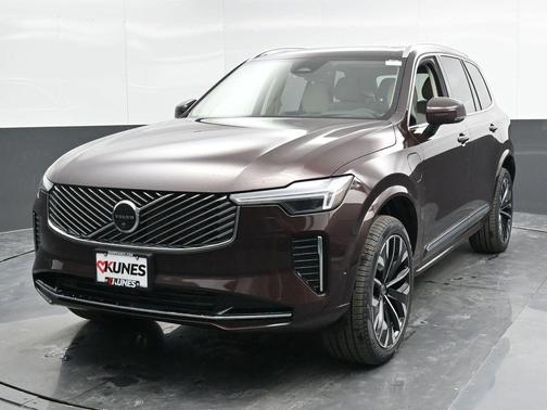 2025 Volvo XC90 Plug-In Hybrid T8 Ultra 6-Seater