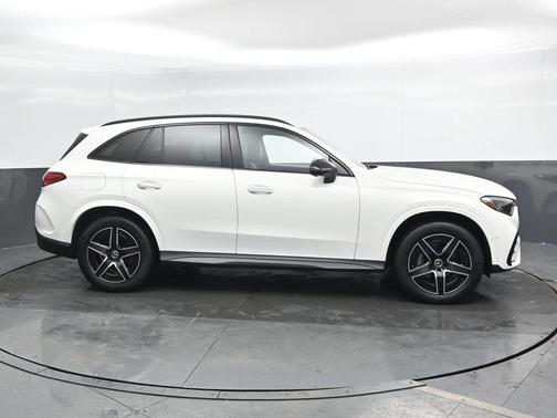 2023 Mercedes-Benz GLC 300 Base