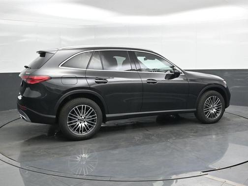2026 Mercedes-Benz GLC 300 Base 4MATIC
