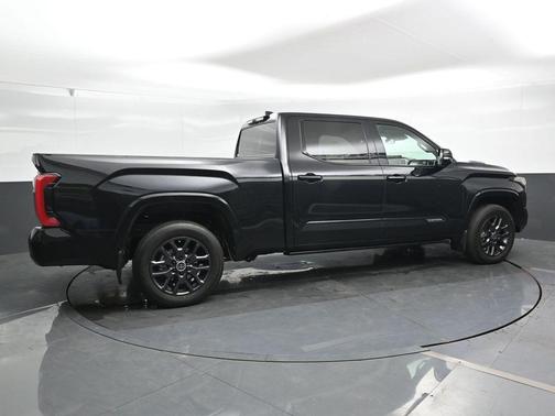 2024 Toyota Tundra Hybrid Platinum