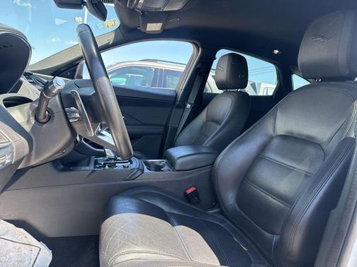 2022 Jaguar E-PACE SE