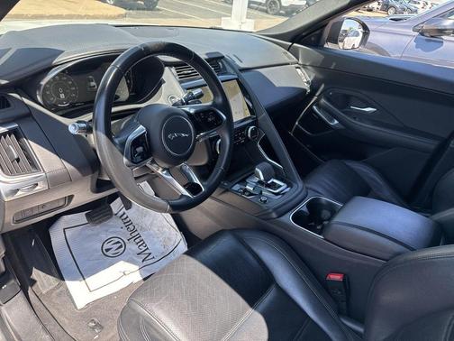 2022 Jaguar E-PACE SE