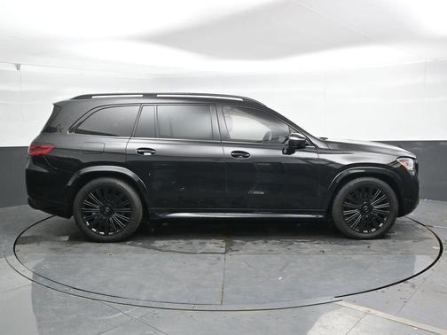 Obsidian Black Metallic 2024 Mercedes-Benz Maybach GLS 600 4MATIC